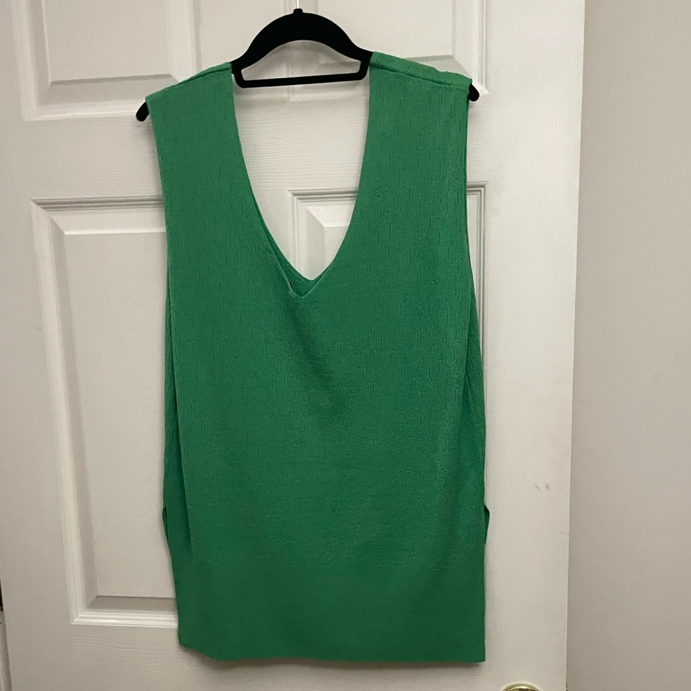 COPY - Zara green tank